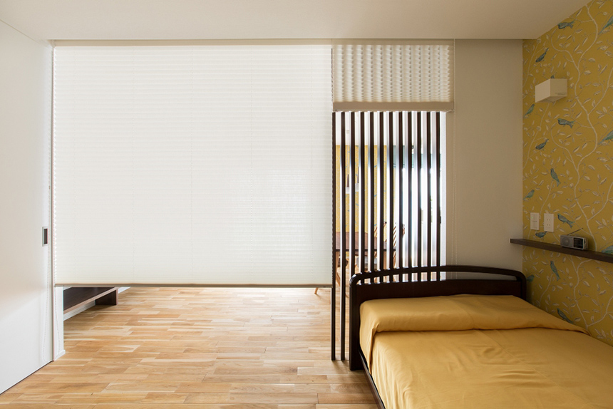 光を取り込むマンションリフォーム寝室画像